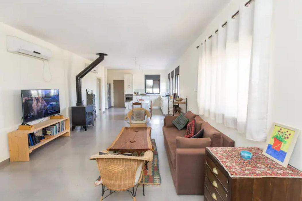 המקום של גיא Villa Sede Eli'ezer Esterno foto